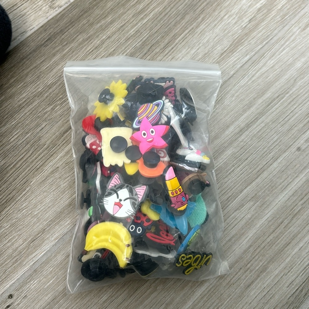 bag of croc jibbits
